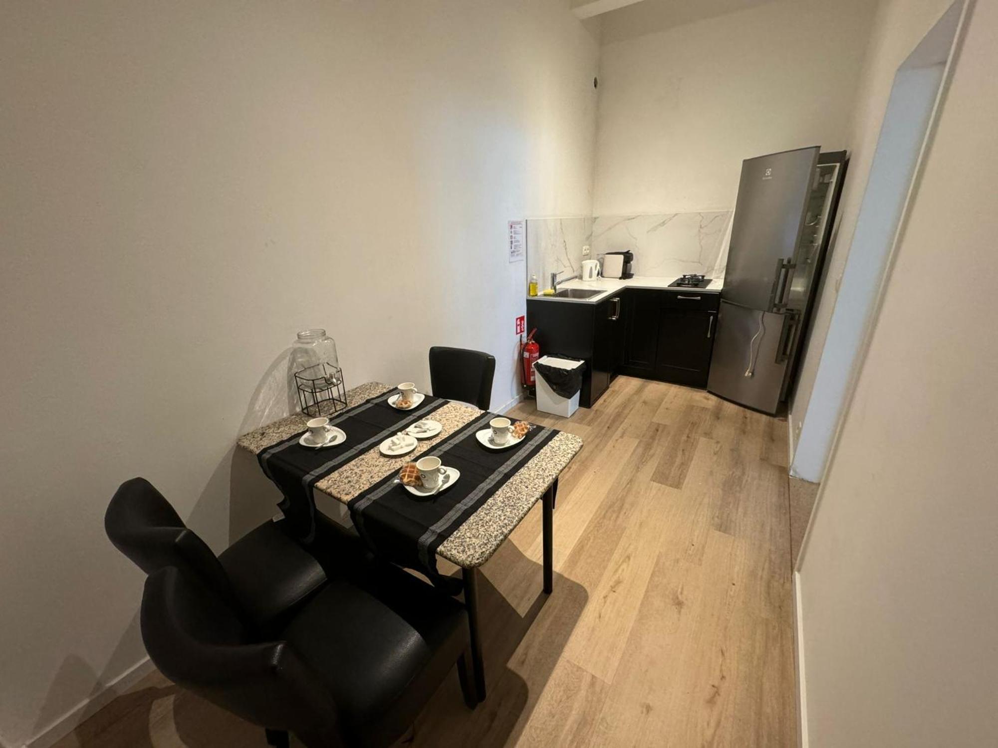 Garden Loft In City Center Meir 1Fl アントウェルペン エクステリア 写真